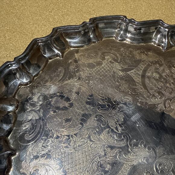 VTG Footed Silverplate Serving Tray Victorian Scroll & Cartouche Design Unmarked - Picture 3 of 10